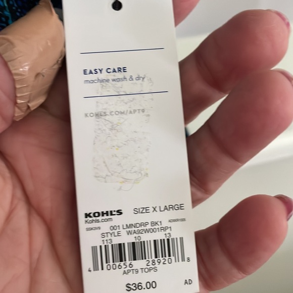 Apt. 9 Blouse V-Neck Front and Back Size XL - Picture 7 of 12